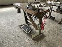 Juki mo 2504 n overlock machine - afbeelding 6 van  10