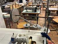 Juki mo-3904 naaimachine overlock - afbeelding 5 van  8