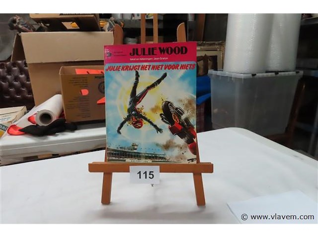 Julie krijgt het niet voor niets - afbeelding 1 van  2