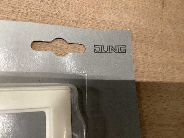 Jung 3 voudig afdekraam crème (18x) - afbeelding 3 van  4