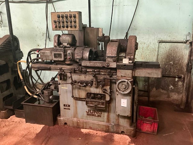 Jung berlin c8 rondslijpmachine - afbeelding 1 van  8