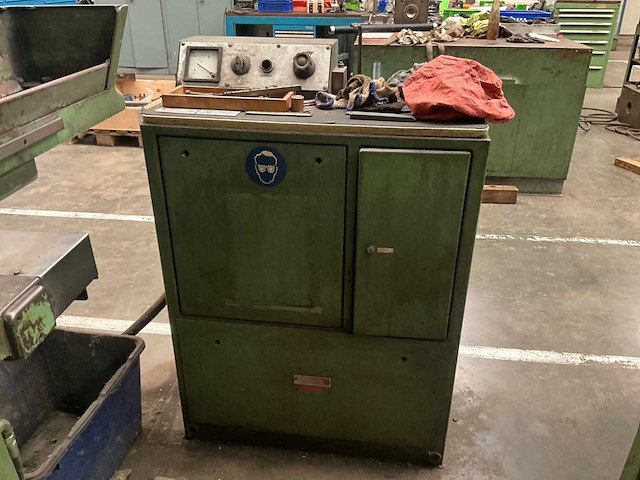 Jung hf 50 rd precisie-vlakslijpmachine - afbeelding 10 van  10