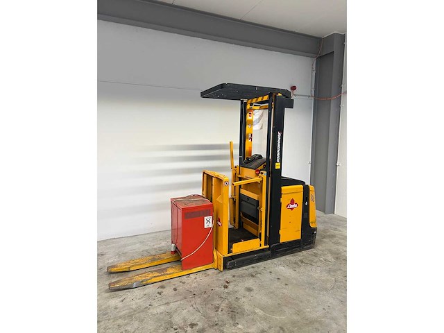 Jungheinrich - 2004 - ecp - orderpicker - afbeelding 2 van  7