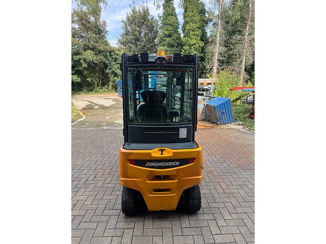 Jungheinrich - 2015 - efg320 - jungheinrich 2t elektrische heftruck lifthoogte 3,1 m - afbeelding 2 van  6