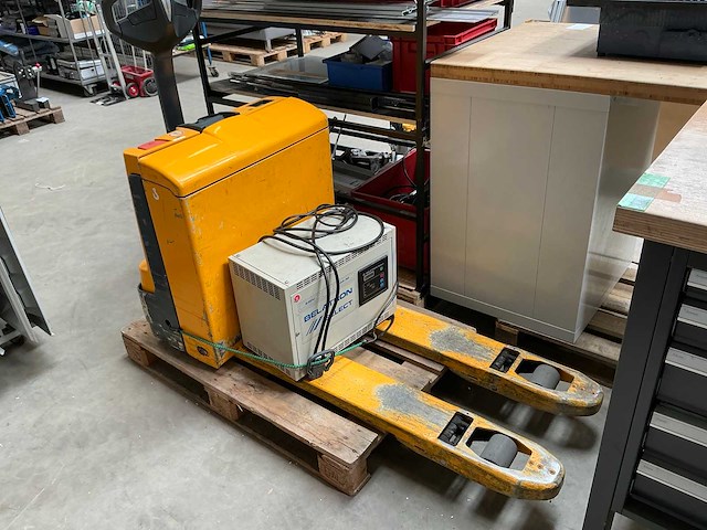 Jungheinrich eje216 elektrische palletwagen - afbeelding 1 van  3