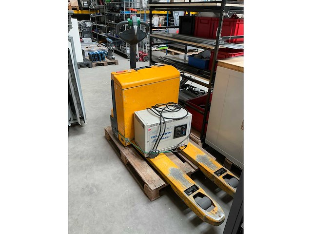 Jungheinrich eje216 elektrische palletwagen - afbeelding 4 van  6
