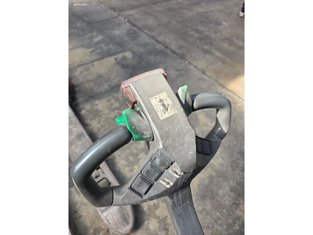 Jungheinrich emc 110 elektrische stapelaar 2004 - afbeelding 9 van  9