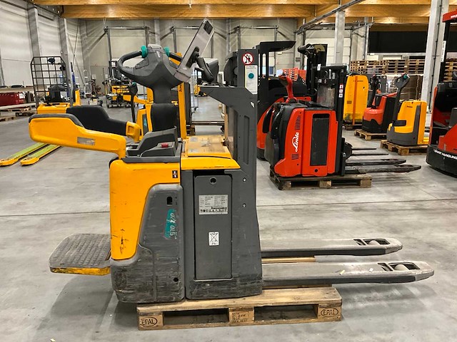 Jungheinrich erd 220 stapelaar - afbeelding 11 van  14