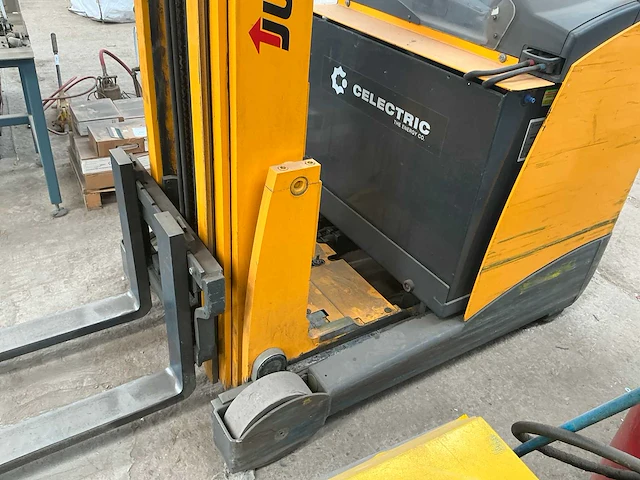 Jungheinrich etm214 reach truck - afbeelding 3 van  13