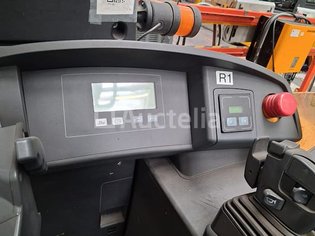 Jungheinrich etv q30 elektrische reachtruck - afbeelding 9 van  32