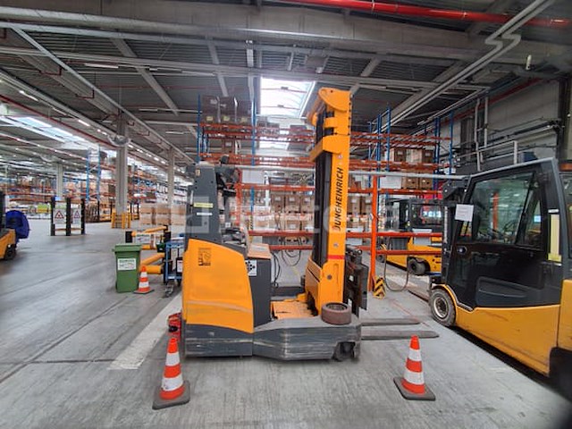 Jungheinrich etv q30 elektrische reachtruck - afbeelding 1 van  32