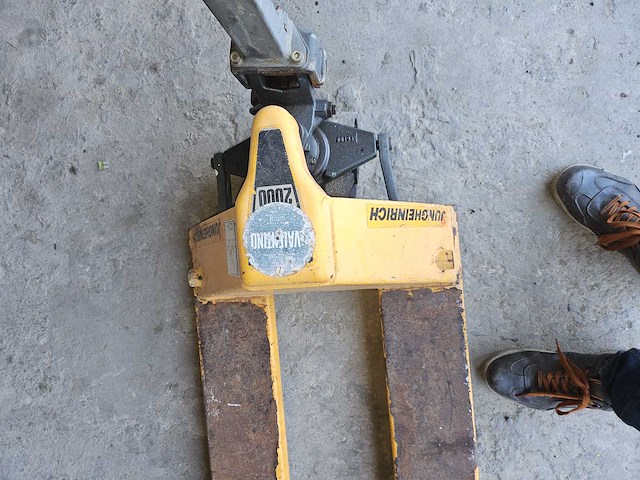 Jungheinrich hydraulische handpalletwagen - afbeelding 3 van  4