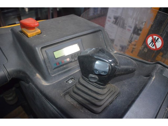 Jungheinrich slideshift serienummer onbekend met lader , 2 vorktanden heftruck - afbeelding 12 van  17