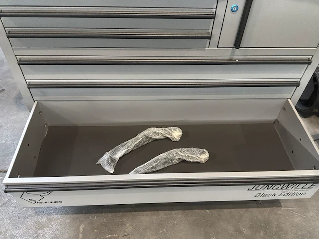 Jungwille jw48xxl black edition 272-delige gereedschapswagen (ongebruikt) - afbeelding 3 van  12