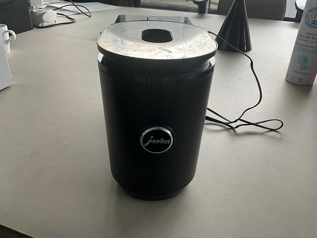 Jura 0.6 l cool control/melkkoeler - afbeelding 1 van  7