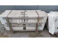 Jura gelb duits marmer (+- 22 m2 )