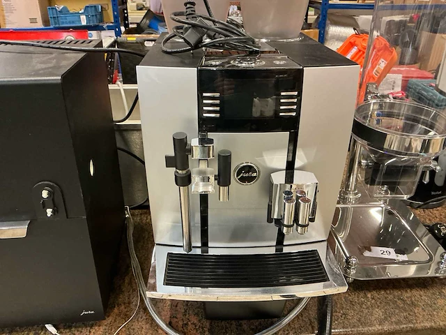 Jura giga x9c koffiemachine - afbeelding 2 van  5