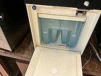 Jura giga x9c koffiemachine - afbeelding 4 van  5