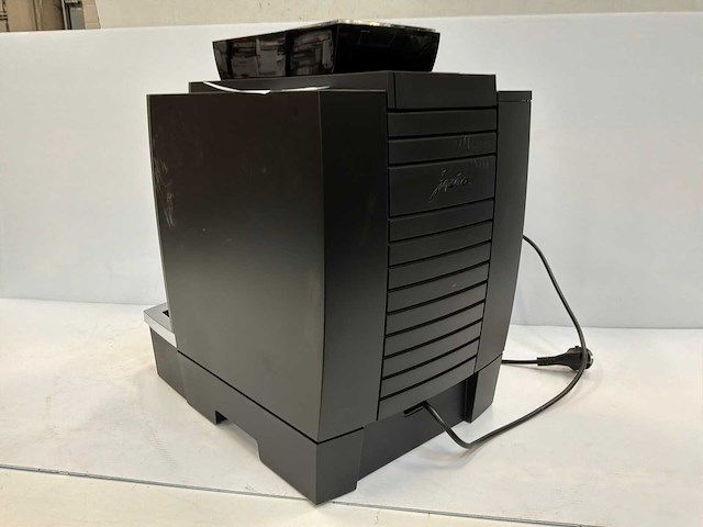 Jura w4 koffiemachine - afbeelding 6 van  9