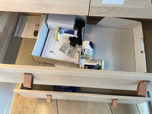 Jura we 8 volautomatische koffiemachine - afbeelding 4 van  7