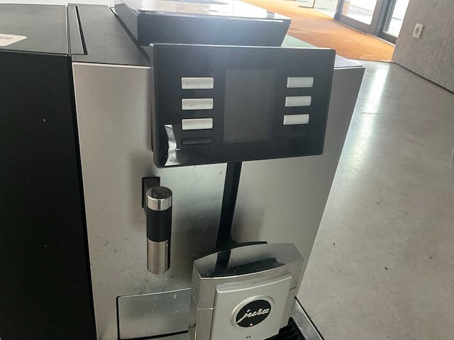 Jura x8 platin 739 koffiemachine/apparaat en toebehoren - afbeelding 14 van  19