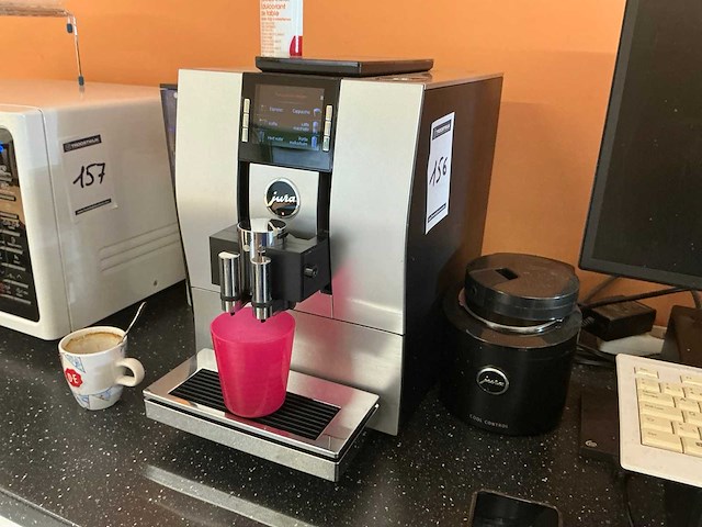 Jura z6 espressomachine - afbeelding 1 van  2