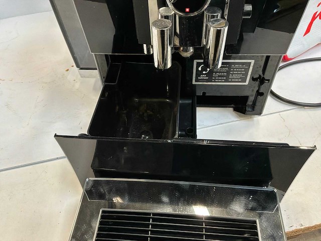 Jura z8 koffiemachine - afbeelding 5 van  9