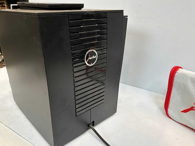 Jura z8 koffiemachine - afbeelding 6 van  9