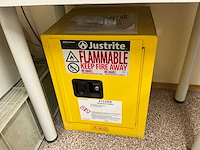 Justrite brandwerende kast - afbeelding 2 van  3