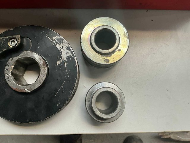 Jutec matrijzen voor pijpbeuger en voetbediening - afbeelding 3 van  7