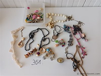 Juwelen - afbeelding 1 van  6