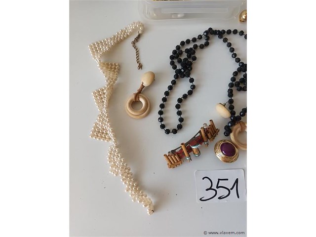 Juwelen - afbeelding 3 van  6