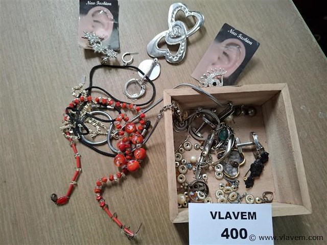 Juwelen - afbeelding 2 van  2