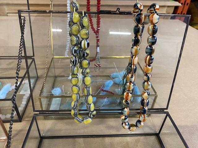 Juwelendoos - storage box (4st) + inhoud - afbeelding 3 van  5