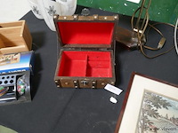 Juwelenkistje in hout - afbeelding 2 van  2