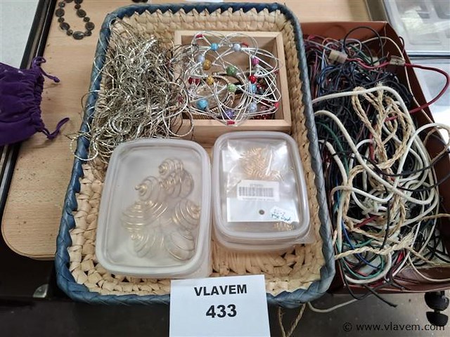 Juwelenmateriaal - afbeelding 1 van  1
