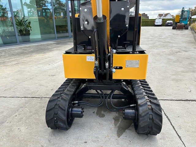 Jvc Demolition Machine Jvc - 2025 - kv12 - minigraafmachine Kavel nummer: 30584 - AlleVeilingen