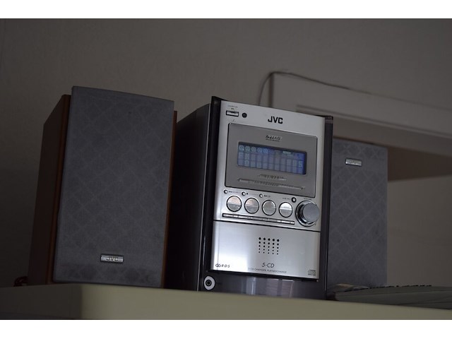 Jvc radio cd - afbeelding 1 van  3