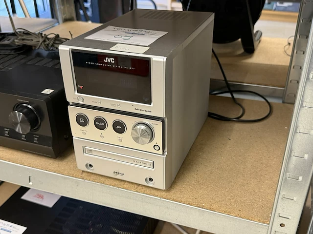 Jvc radio data systeem - afbeelding 1 van  3