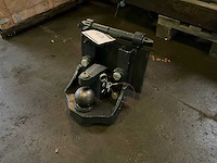 K-80 trekhaak - afbeelding 1 van  5