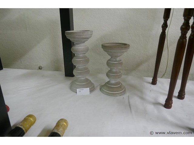 Kaarsenhouders in steen - afbeelding 1 van  1