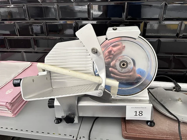 Kaassnijmachine nn - afbeelding 1 van  3