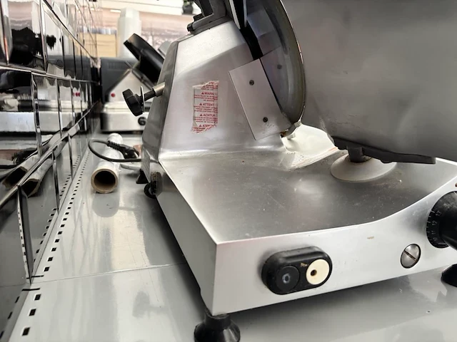 Kaassnijmachine nn - afbeelding 3 van  3