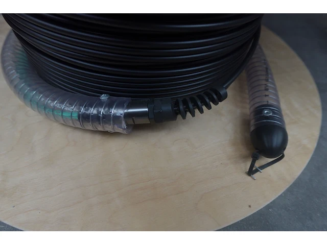 Kabel gigamedia - afbeelding 2 van  3