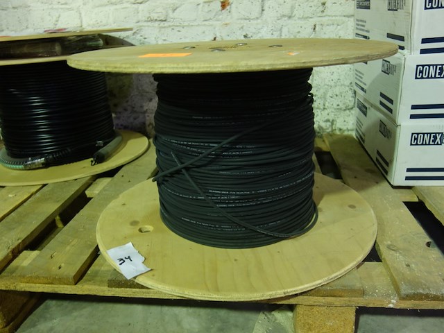 Kabel op rol - afbeelding 1 van  3