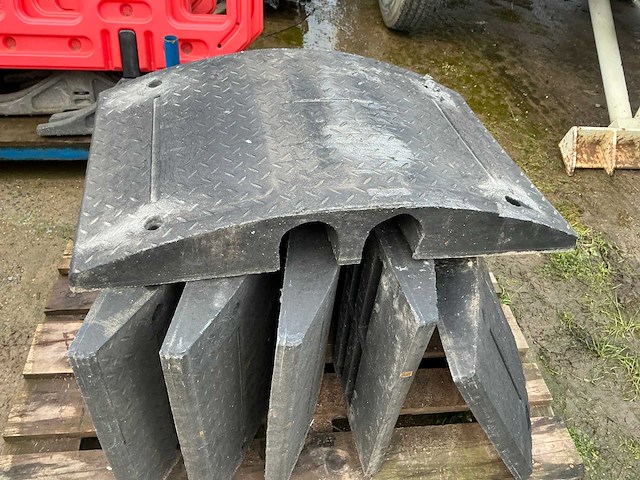 Kabelbrug (6x) - afbeelding 1 van  3