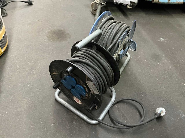 Kabelhaspel (2x) - afbeelding 3 van  3