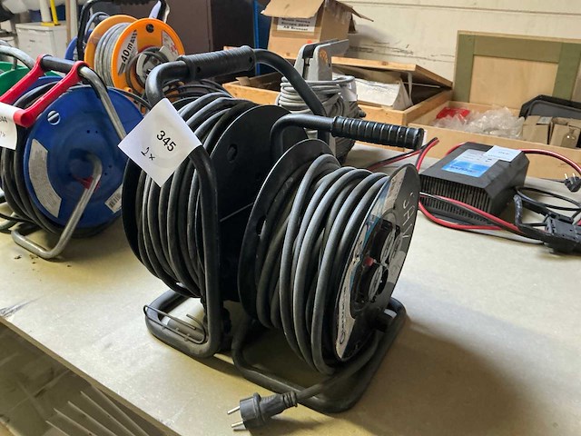 Kabelhaspel (2x) - afbeelding 2 van  3