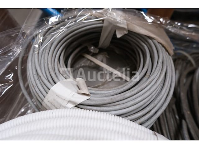 Kabels en mantels - afbeelding 2 van  8