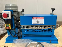 Kabelstripmachine - afbeelding 1 van  7